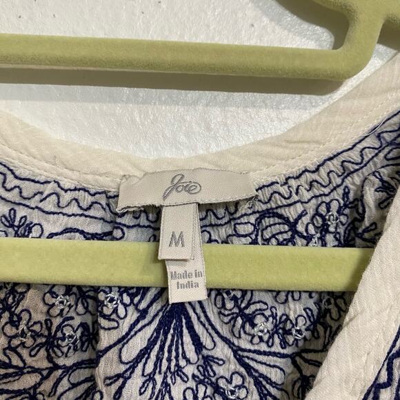 Joie White Blue Embroidered Sleeveless Button Down Blouse Sz M - Picture 5 of 12